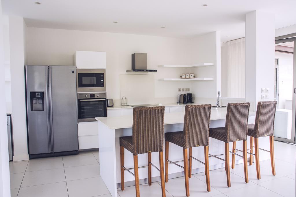 Apartment West Island By Horizon Holidays